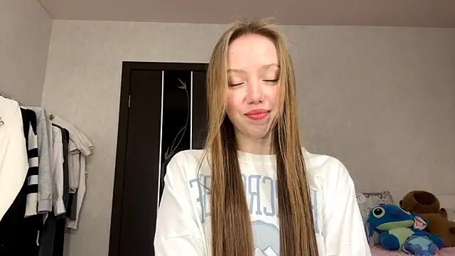 AntoniaMoravick online show from 11-20-25, 07:13