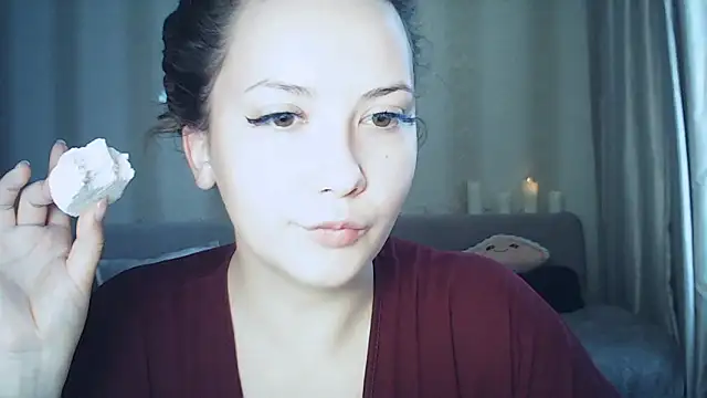 MoodieMira online show from 02-24-26, 01:31