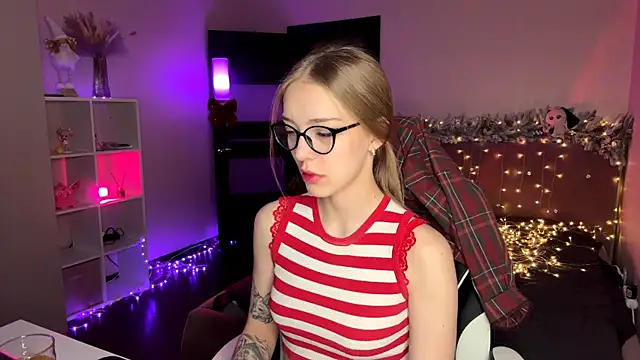 EvaPeace online show from 01-13-26, 07:08