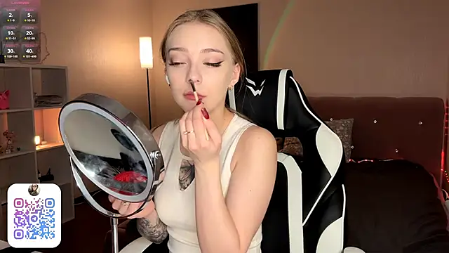 EvaPeace online show from 02-21-26, 08:21