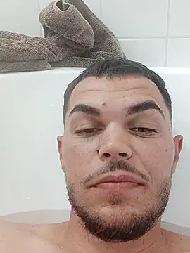 Alexszader36 online show from 10-22-25, 06:51