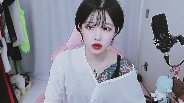 MISA 02 online show from 04-18-26, 05:55