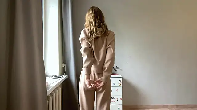  petaI online show from 11-12-25, 05:41