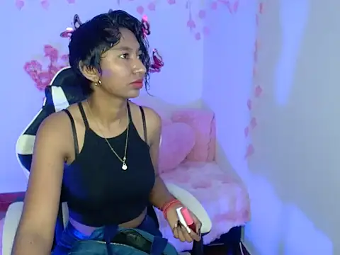 amber  666 online show from 10-12-25, 01:48