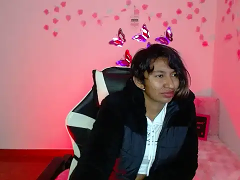 amber  666 online show from 10-19-25, 01:50