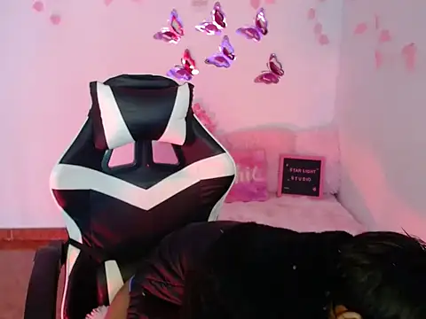 amber  666 online show from 10-21-25, 12:50