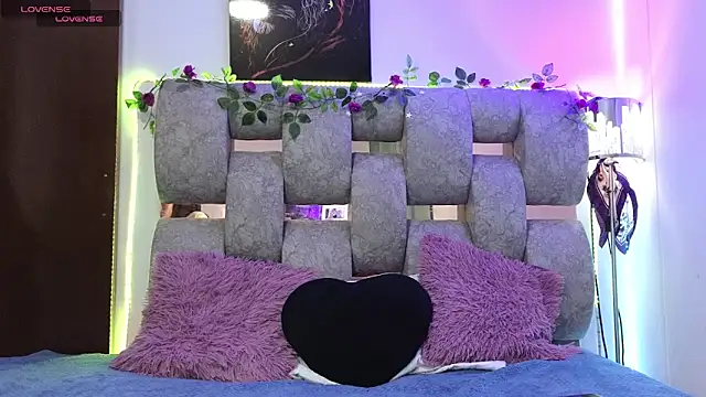 alix kitty online show from 04-13-26, 10:37