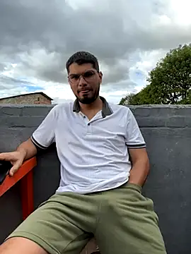 mirallesandbig online show from 11-25-25, 09:37