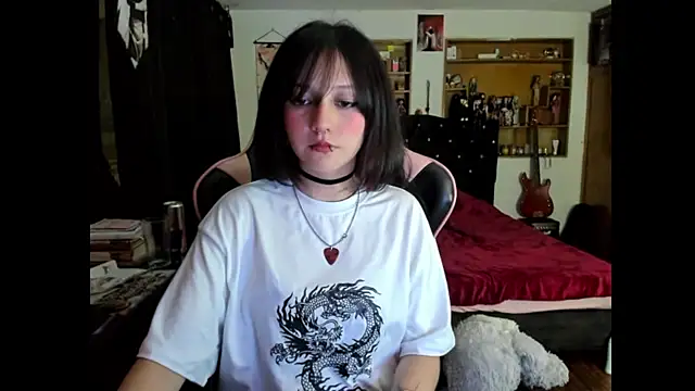 Maki Zein  online show from 04-04-26, 01:15