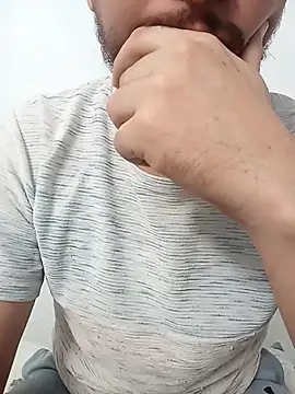 Arabeman300 online show from 10-19-25, 01:45