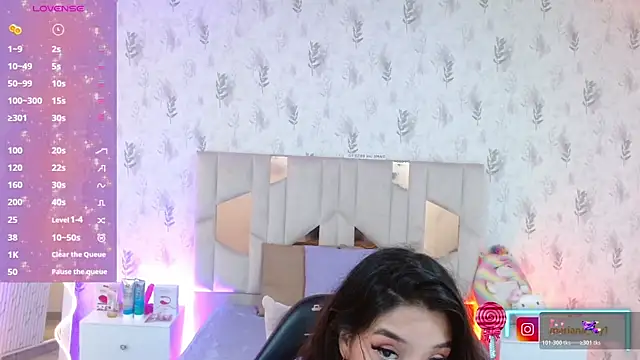 MARIANA TAY1 online show from 01-12-26, 03:34