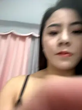  guoguo  online show from 10-22-25, 03:29