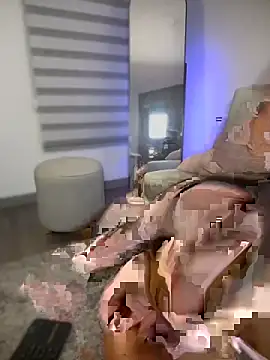 Samanthfox4444  online show from 10-18-25, 03:20