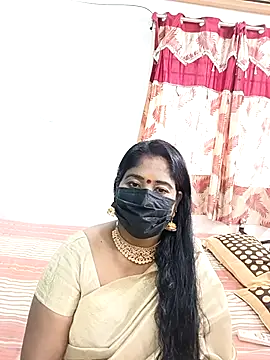tamil-aunt online show from 11-04-25, 04:44