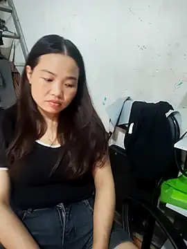pusi xinh online show from 10-15-25, 03:50