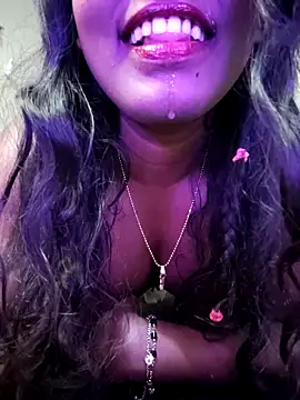 Lovely Payal online show from 12-15-25, 12:09