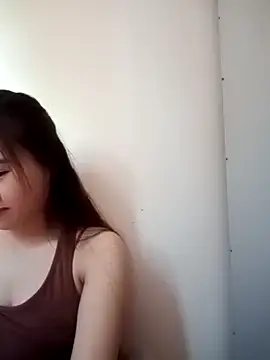 tuongvycute online show from 10-16-25, 03:40