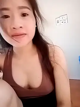 tuongvycute online show from 10-19-25, 01:50
