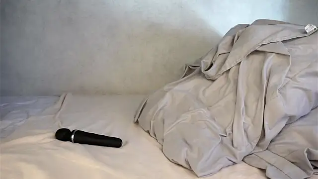 MonetLeitman online show from 04-09-26, 06:19