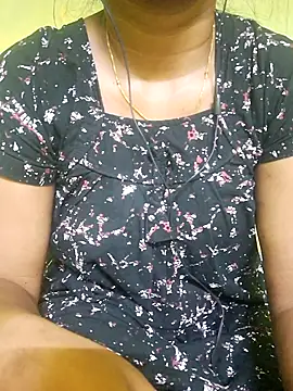 Snapshot of tamil_kanaka chatting on 05-12-26, 05:48 tamil kanaka online show from 05-12-26, 05:48