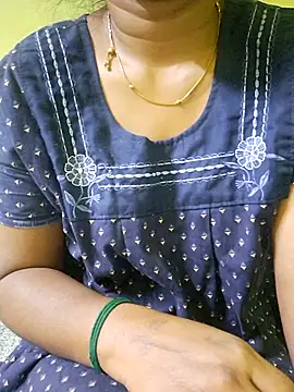 Snapshot of tamil_kanaka chatting on 06-14-26, 01:36 tamil kanaka online show from 06-14-26, 01:36