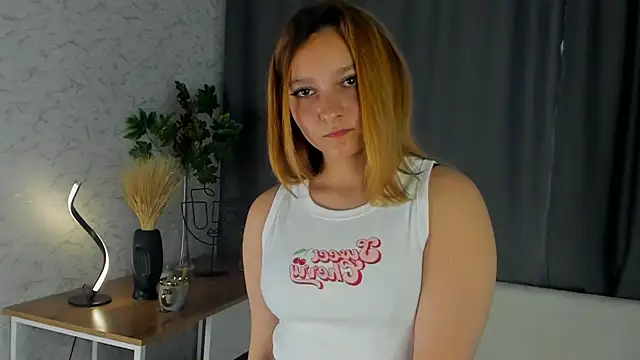 MelodySeelbach online show from 10-11-25, 04:22