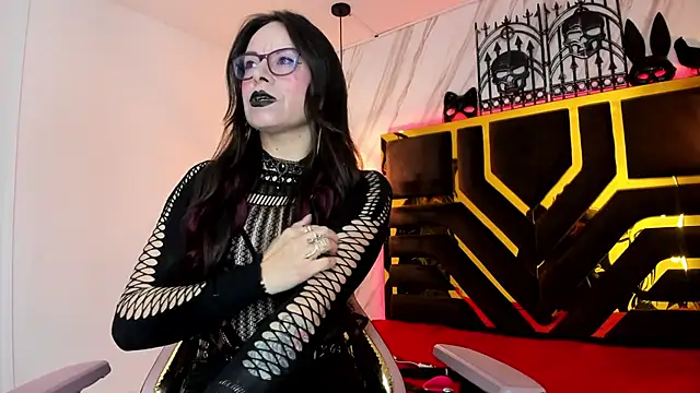 Evangelinejoness  online show from 10-26-25, 12:22