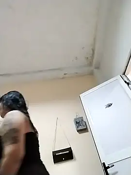 Laikerxxx online show from 11-10-25, 04:33