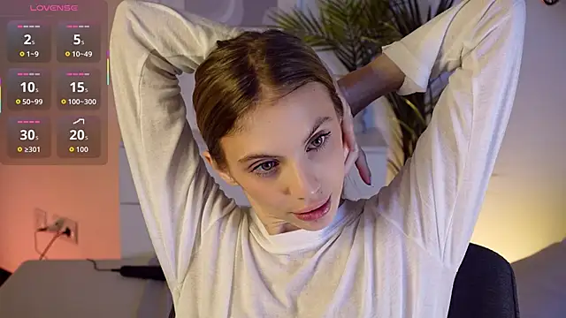 mia silkk online show from 11-17-25, 06:08