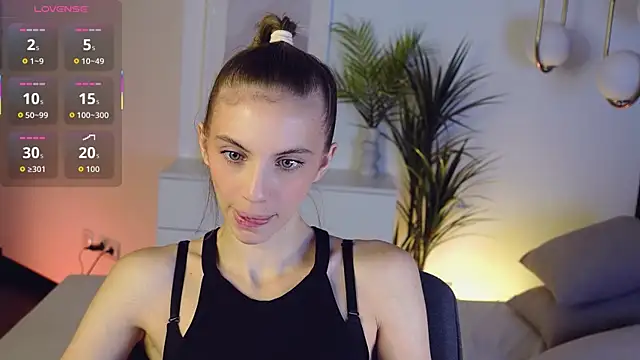 mia silkk online show from 11-18-25, 06:29