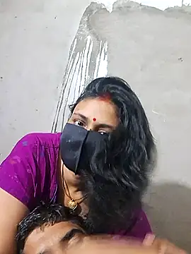 Snapshot of Yourchuddakadbhabhi chatting on 08-03-26, 04:11 Yourchuddakadbhabhi online show from 08-03-26, 04:11