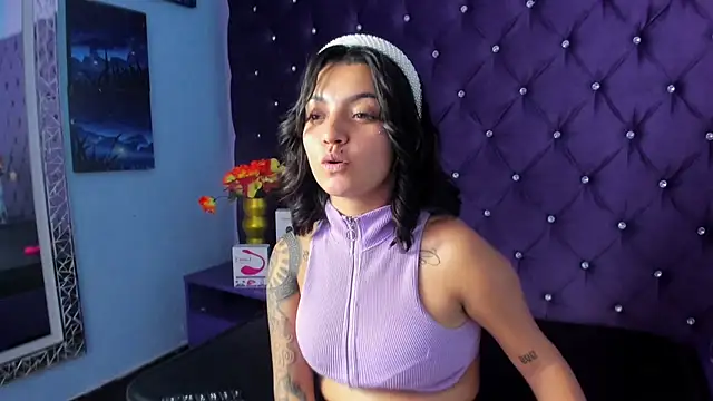 Liisaa Kiss online show from 11-29-25, 02:31