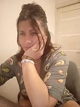 Ambika beauty online show from 03-21-26, 09:29