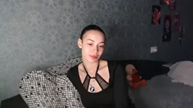 Daphne Darkthorn online show from 11-09-25, 02:21