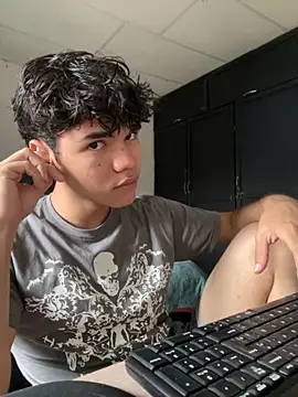 Im Camii online show from 11-29-25, 07:39