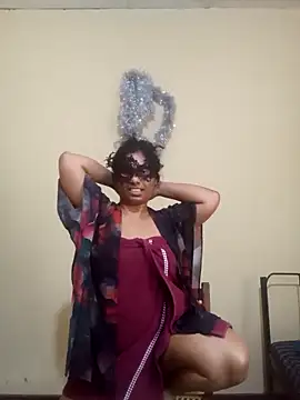 Expose Queen online show from 02-20-26, 07:43