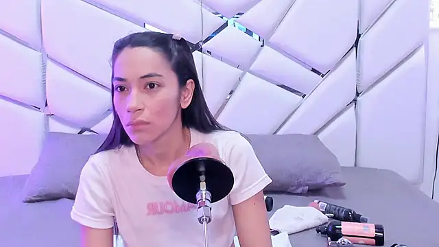 GabbiePrice online show from 05-19-26, 12:11