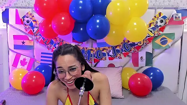 Snapshot of GabbiePrice chatting on 06-21-26, 01:41 GabbiePrice online show from 06-21-26, 01:41