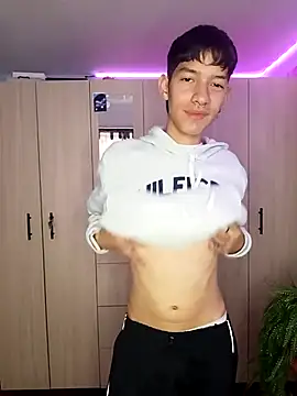 heyy noah11 online show from 11-04-25, 10:31