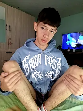 heyy noah11 online show from 12-04-25, 08:50