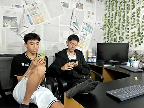 heyy noah11 online show from 06-23-26, 01:31