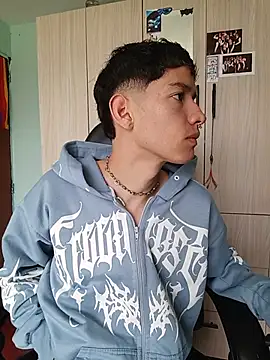 heyy noah11 online show from 07-19-26, 07:39