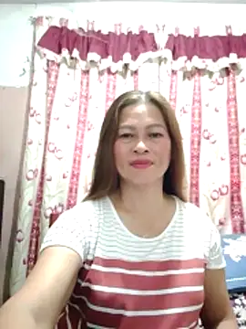 Snapshot of merr_ann123 chatting on 05-18-26, 08:20 merr ann123 online show from 05-18-26, 08:20