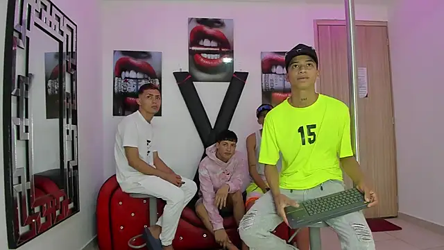 EMPIRE BOYS1 online show from 11-17-25, 07:19