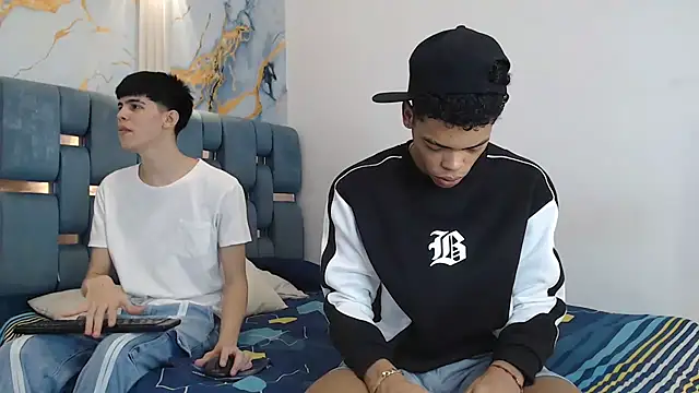 EMPIRE BOYS1 online show from 02-26-26, 07:24