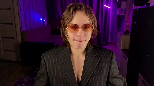 Snapshot of neganxxx chatting on 11-27-25, 03:41 neganxxx online show from 11-27-25, 03:41