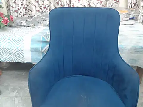 hii tanisha online show from 12-17-25, 10:21