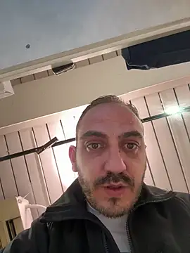 Snapshot of AlexGogo23 chatting on 10-13-25, 01:55 AlexGogo23 online show from 10-13-25, 01:55