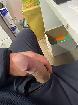 AlexGogo23 online show from 03-13-26, 06:03