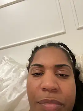 dollfacee7 online show from 10-20-25, 07:58